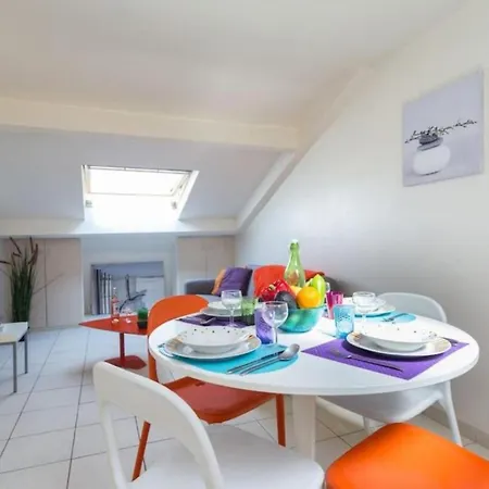 Apartman Port 3 - Spacious And Central W Ac On The Port Nizza