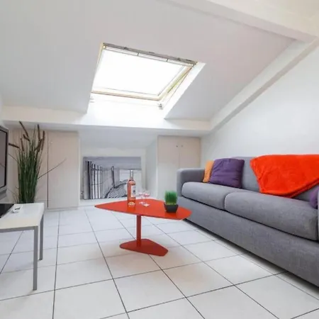Apartman Port 3 - Spacious And Central W Ac On The Port *